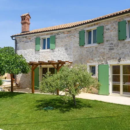 Gorgeous In Holiday home
