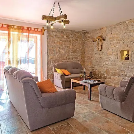 Gorgeous In Vakantiehuis Krnica
